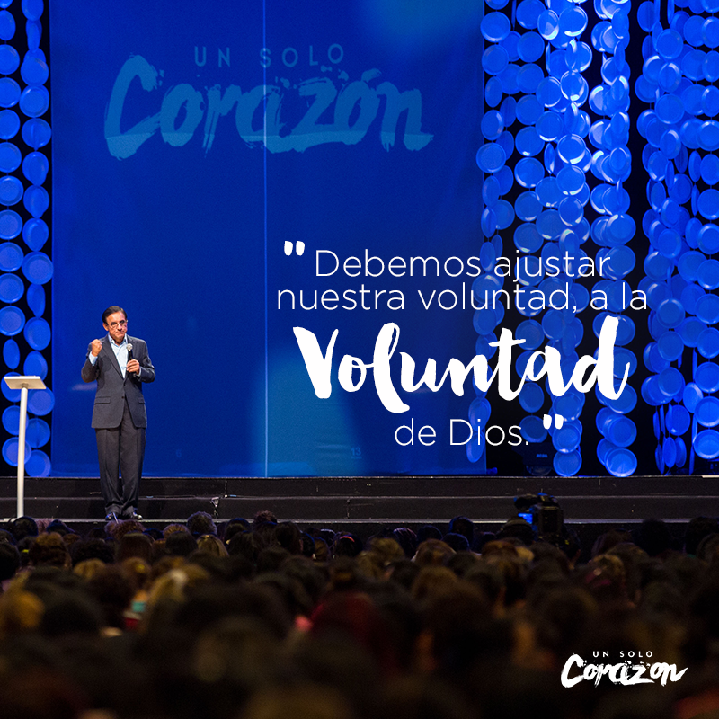 IglesiaMCI's tweet photo. "No forcemos las cosas para que se haga lo que nuestra carne quiere": @cesarcaste 
#UnSoloCorazón2015 http://t.co/pAZleXkyzH