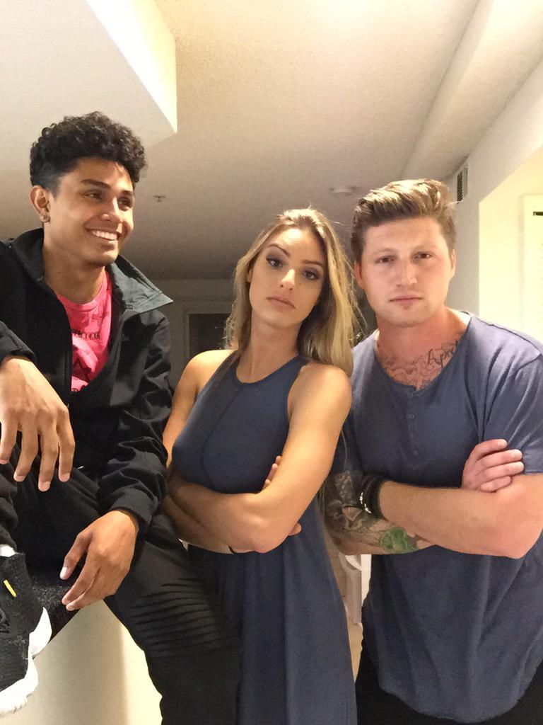 ImNotScottySire's tweet photo. Unusual: Gary is the one smiling
Usual: My Eyebrow Game Non Existent http://t.co/r5ALtAISwH