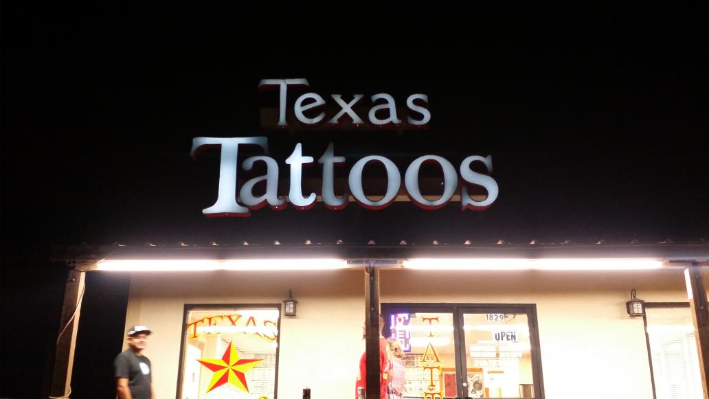 RobzzO's tweet photo. Still tatting. Part 2 http://t.co/3pMoijBb0b