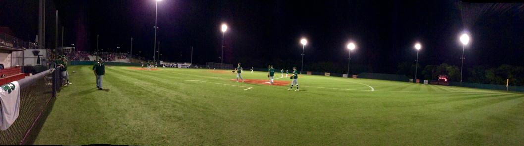 hachiebaseball3's tweet photo. The Class 5A area round Waxahachie Indians vs. Hallsville Bobcats at McKinney Boyd starts now. http://t.co/k67oP44X8p