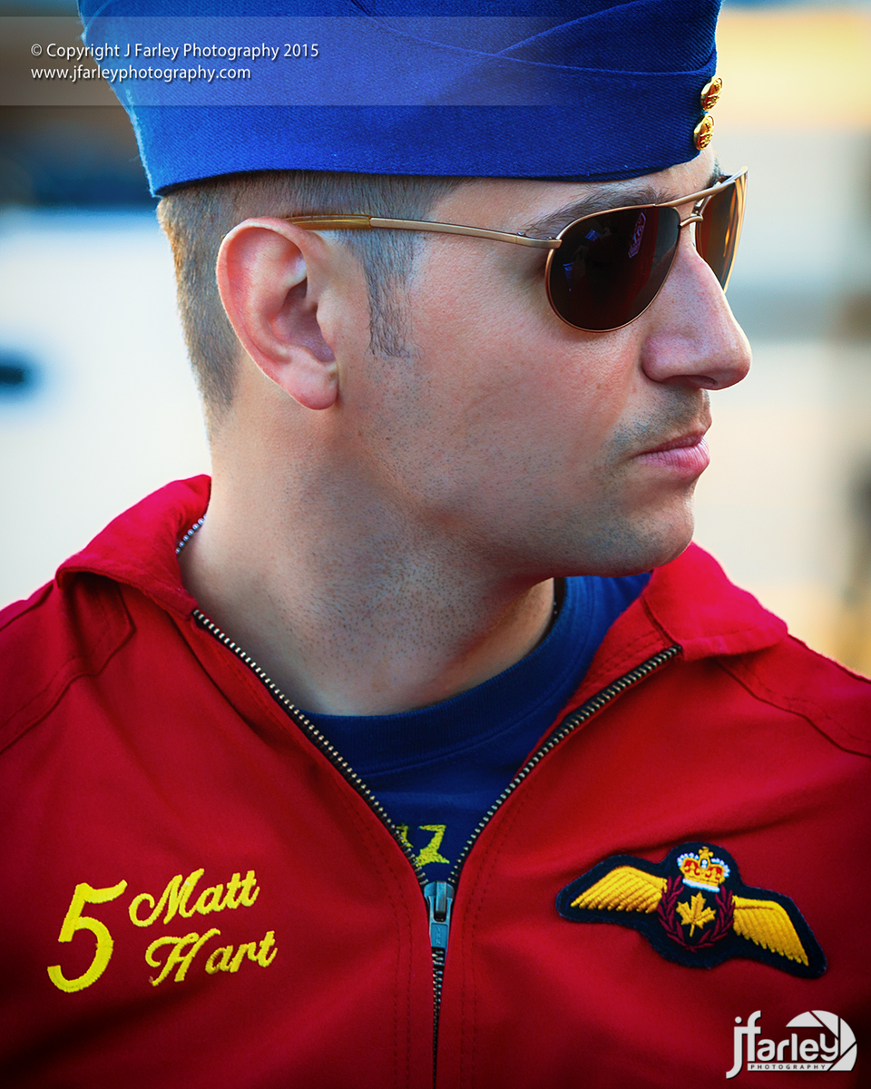 jfarleyphoto's tweet photo. #Captain #MatthewHart #CanadianForces #Snowbirds #WinstonSalem, NC 13MAY2015. @SNBD5 @RCAF_ARC @WXII @ourstatemag http://t.co/JT7bfizOEm