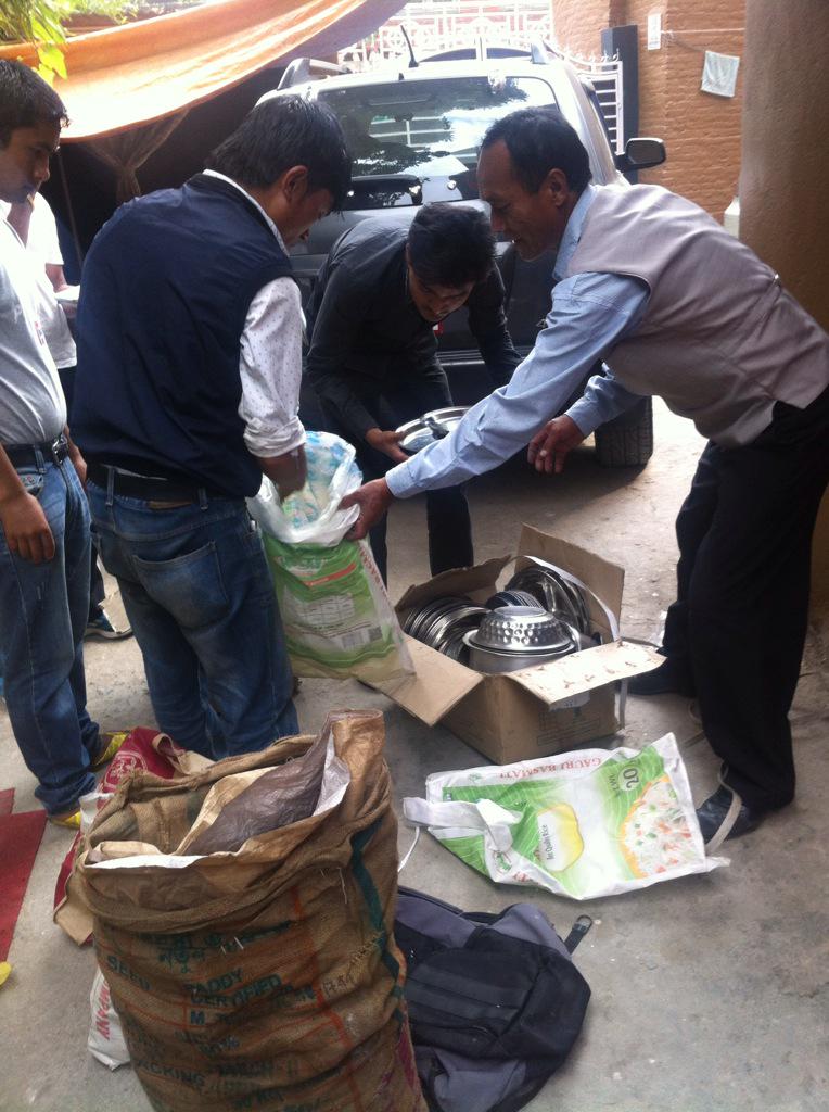 abcnepali's tweet photo. #Construction_material 
#Food
#Utensils
Dispatch for Dolakha, Bhimeshwor http://t.co/P9MPHgGHAM