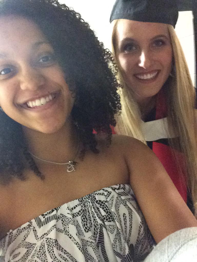 gumbo_skriimp's tweet photo. Part I 😍🎓🎉 #OwlGrad15 http://t.co/WVf0775hGA