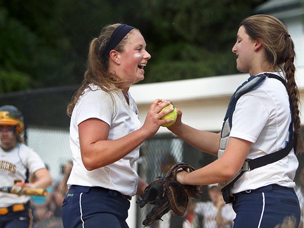 PhillySportHS's tweet photo. Alex Viscusi dazzled as Episcopal Academy clinched a share of Inter-Ac title. By @ka_harman http://t.co/iTsGm2Gj2N http://t.co/Tu6MQp0acV
