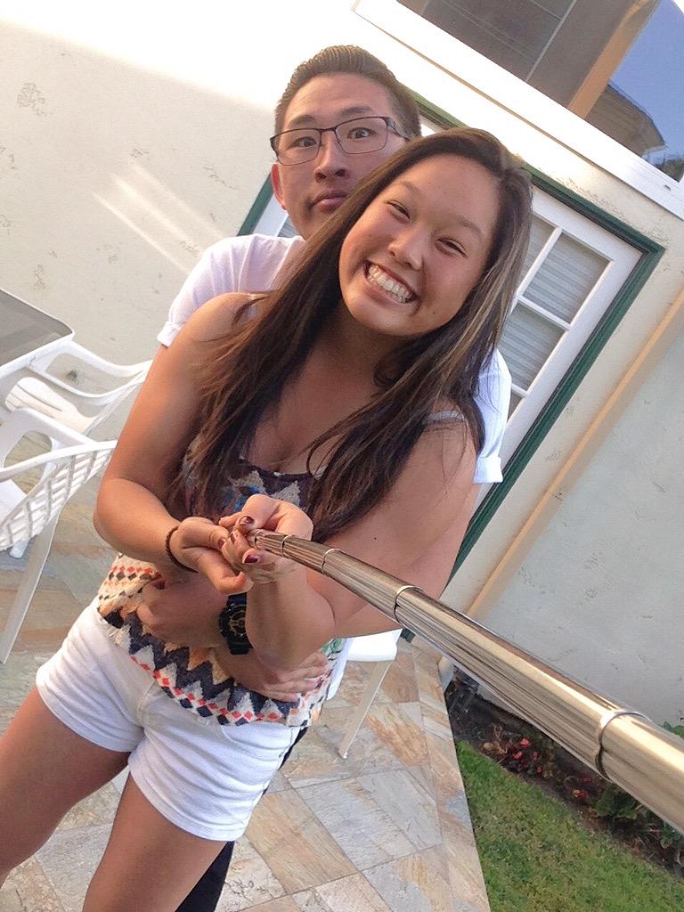 ibrandonchai_'s tweet photo. #Prom2k15 with @cinnnndychan http://t.co/v0mLRQE7lQ
