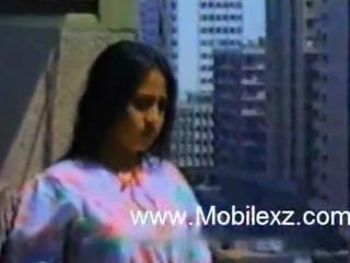 Uvideoz on Twitter: "Honeymoon of Tamil girl in gulf xxx Movie ...