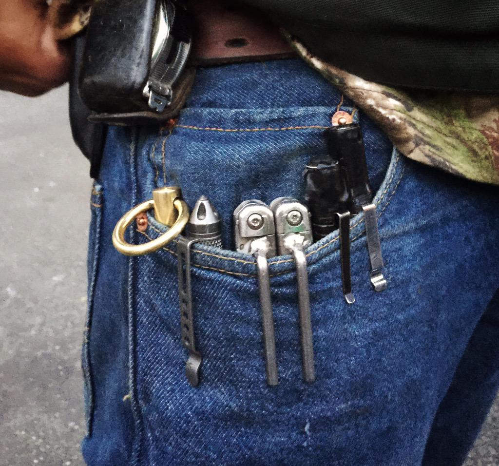 drunkenwood's tweet photo. I got to meet @JimmyDiResta for the first time in person today and this is the photo I decided to take. #pocketjam http://t.co/S6nIHwvl4v