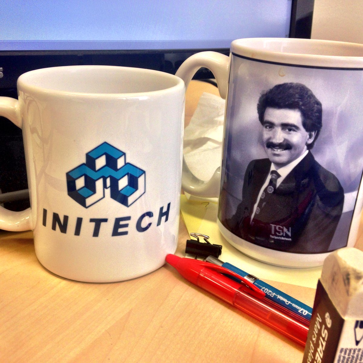 mcmanus17's tweet image. Seriously the best desk mugs ever… #ummyeah #tsn @GinoRedaTSN