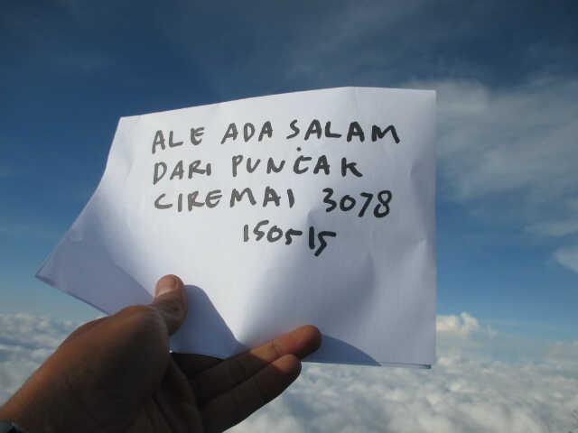 aliyaamandaa's tweet photo. Bigthanks pa restu☺ http://t.co/GyJwCg4rZ6