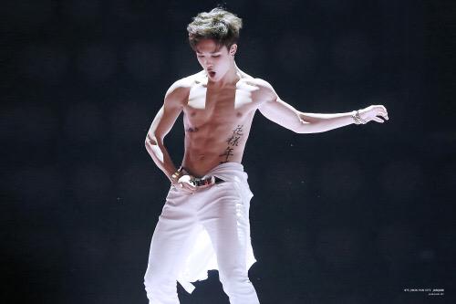 jiminsnip's tweet photo. http://t.co/uDLu6hQ3Zp