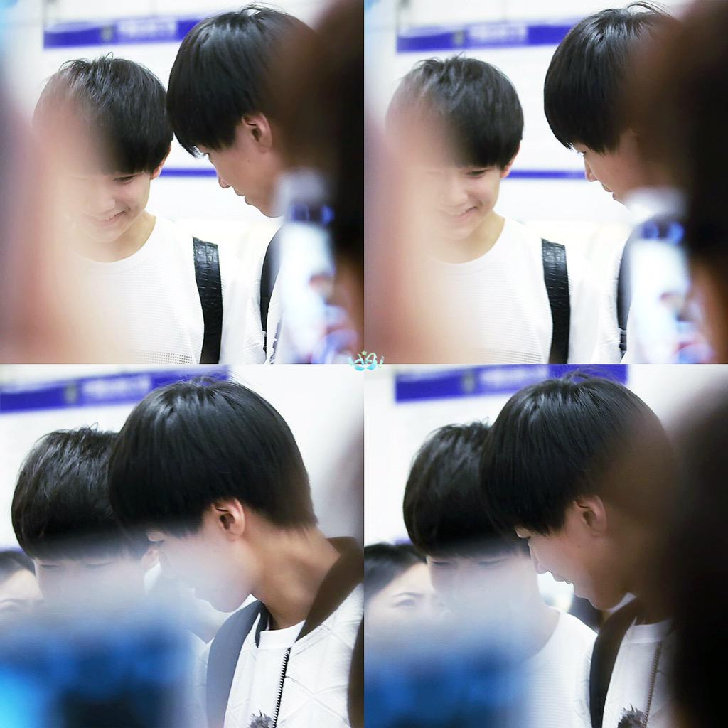 KarRoy0715's tweet photo. 在韓國玩的開心點噢 重慶➡️韓國 #tfboys王俊凯 #tfboys王源 #wangjunkai #wangyuan #karry #roy #Karrywang #Roywang #凯源 #凱源 #kaiyuan #karroy http://t.co/64sfkZvgaZ
