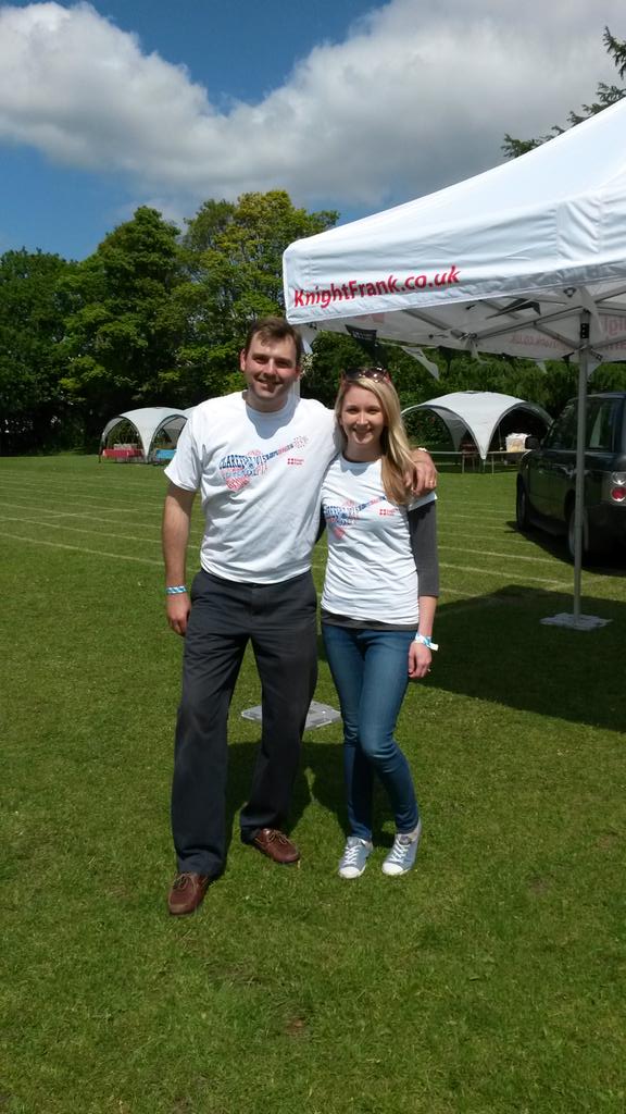 Fun morning setting up for today's #clarefest. Hope it stays sunny! <a href="/ClaremontSchPTA/">Claremont School PTA</a> @KF_TWells