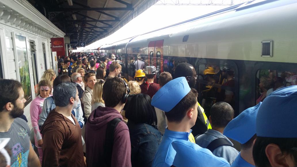 CeSofPHlave's tweet image. And here we go again. #tfl #trainissues #london #twickenham7s you would think you would prepared. #fail open a window