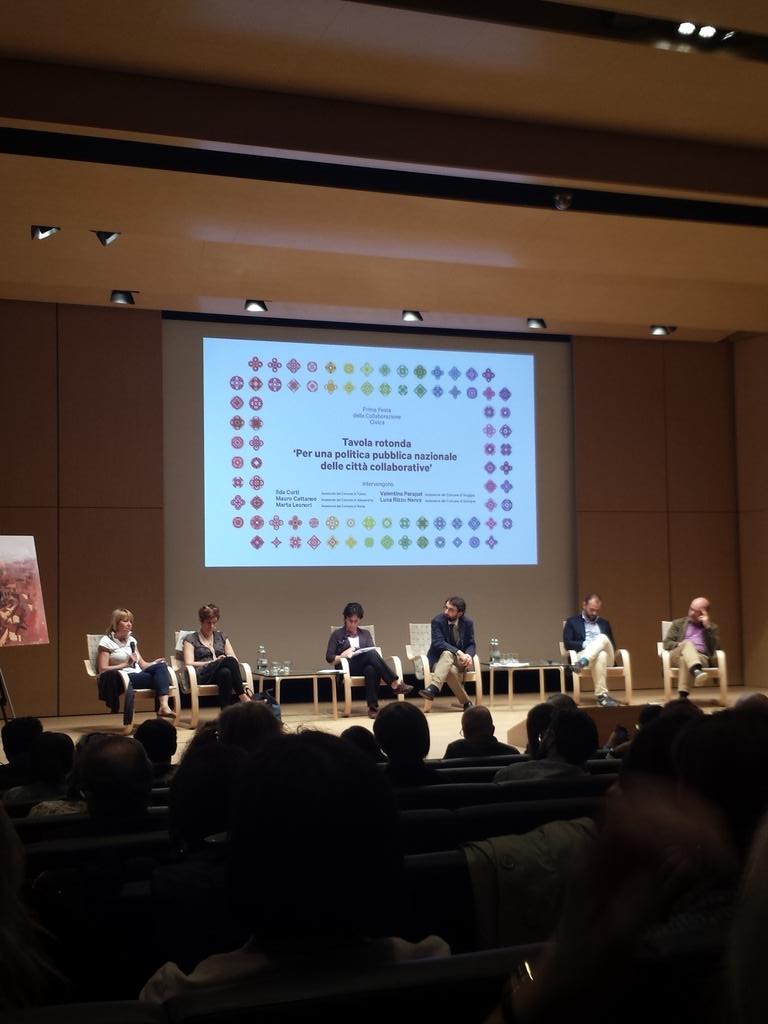 Meltit_WiF's tweet photo. Speach molto stimolanti al #Mast di #Bologna in occasione di #CollaborareBologna. Spunti nuovi per grandi #idee! http://t.co/pRO1yNybK3