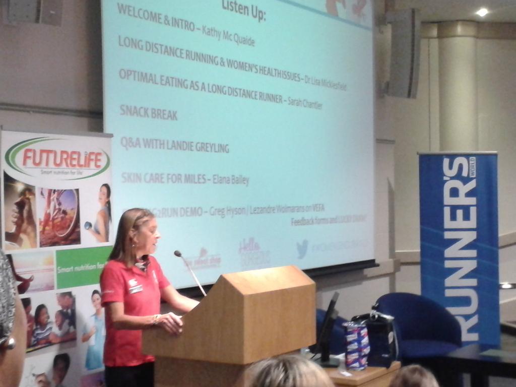 O2_Chaser's tweet photo. Woman's worshop @Sportscience_sa. #ssisahpc http://t.co/D8bclF9LOu