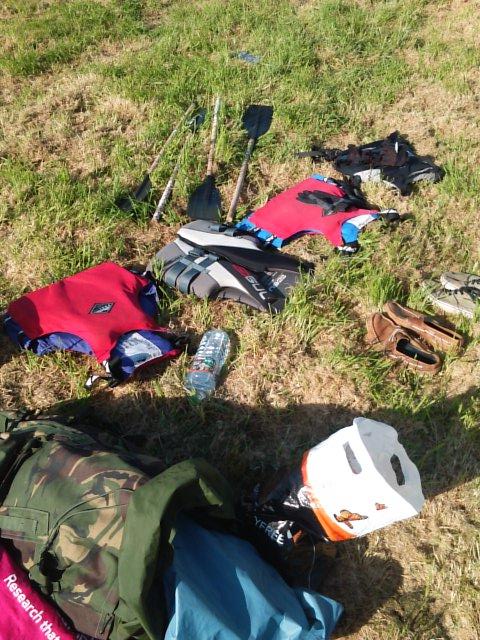 floor10pirates's tweet photo. Sunny morning!! Just drying the kit out a bit before hitting the water!!!! http://t.co/IAcBfJtKIP