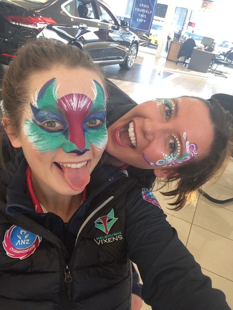 tn_alice's tweet photo. Chilling with this cutie at @essendonhyundai http://t.co/IPXUtMuHkA