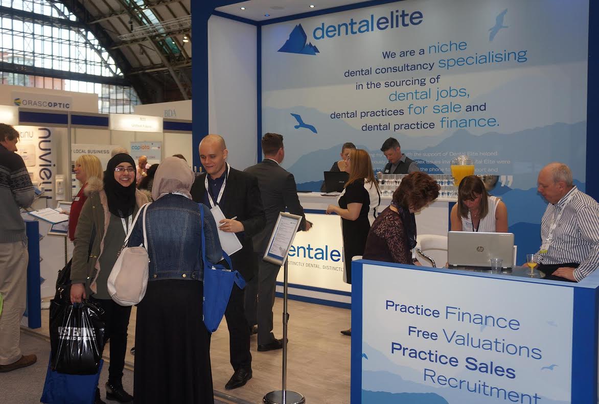 GDPUKcom's tweet photo. Dental Elite – helping you take the next step http://t.co/Qv6gG7LgWA via @gdpukcom @DentalEliteJobs #bda2015 http://t.co/WcP3AmXZu8