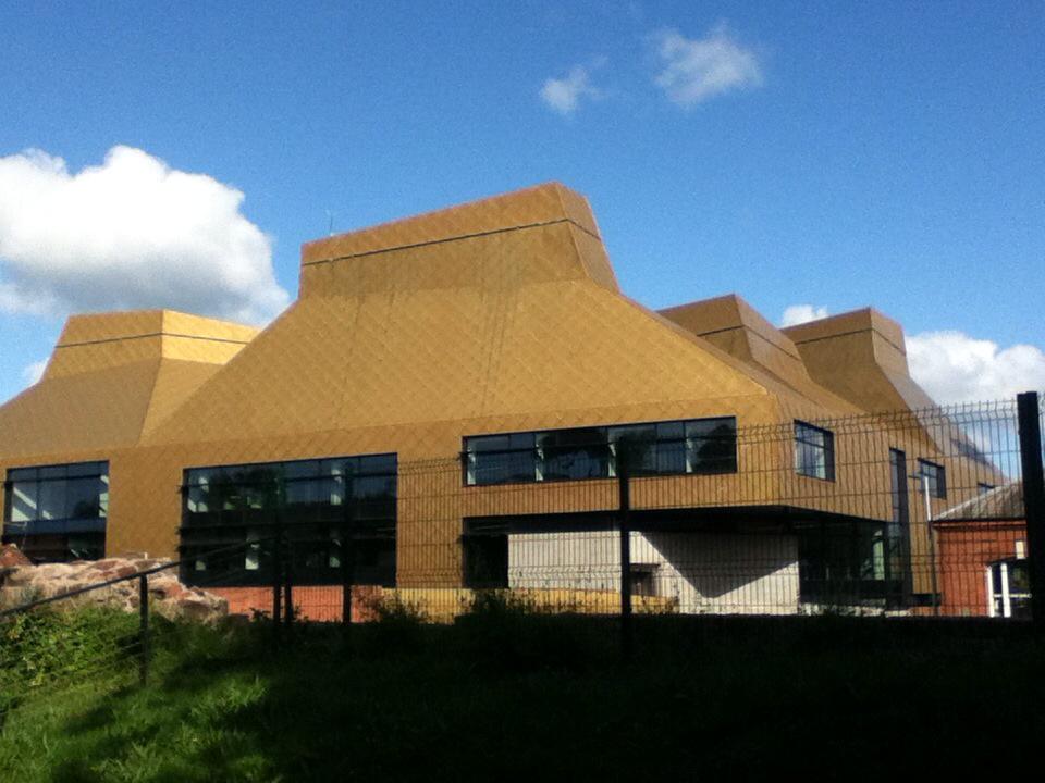 Another sunny day in Worcester - today we're at the Hive #ICONCGG #Worcester2015 #PotCon