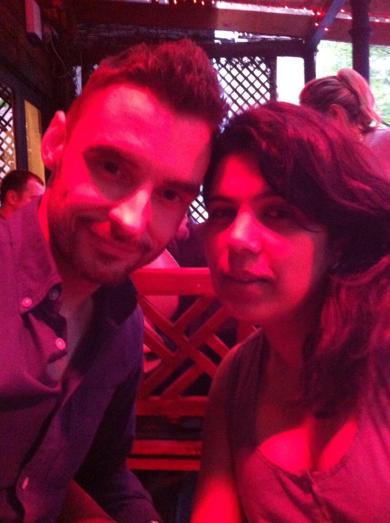 sloughran84's tweet photo. Catching up with this awesome lady last night! My belly still hurts from laughing! #exotic #shomp #overchargedchips http://t.co/pGUmPCChO2