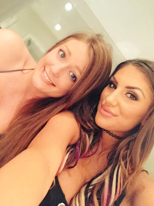 I had SO MUCH FUN tonight at @SapphireNYCXXX with @breezyb16 !!! http://t.co/nfUtcksCdU