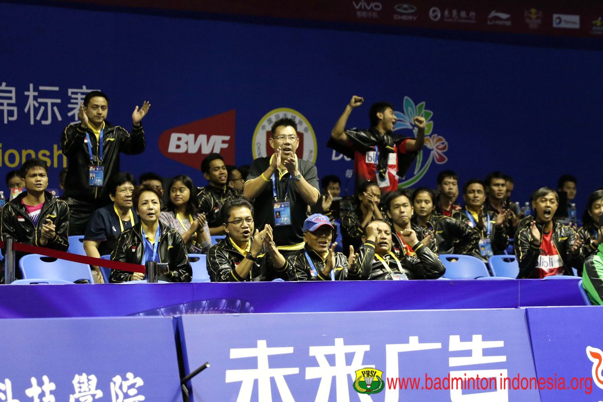 AhHendNers's tweet photo. Tim Indonesia memberikan dukungan #SudirmanCup http://t.co/beCtRCrGGI