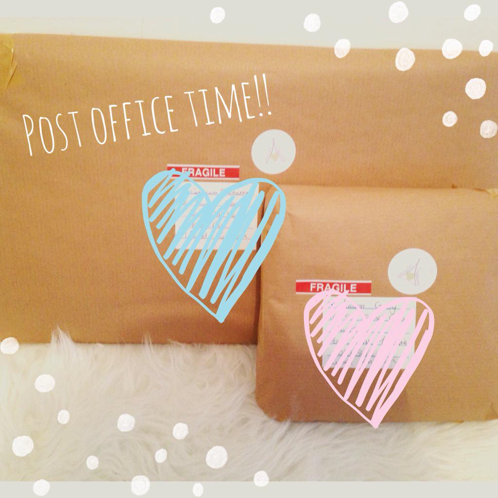 LauraBellT's tweet photo. Post office day #mailday #postofficetime  #newframes #babygift #nurseryidea http://t.co/9FJAefv6Vr