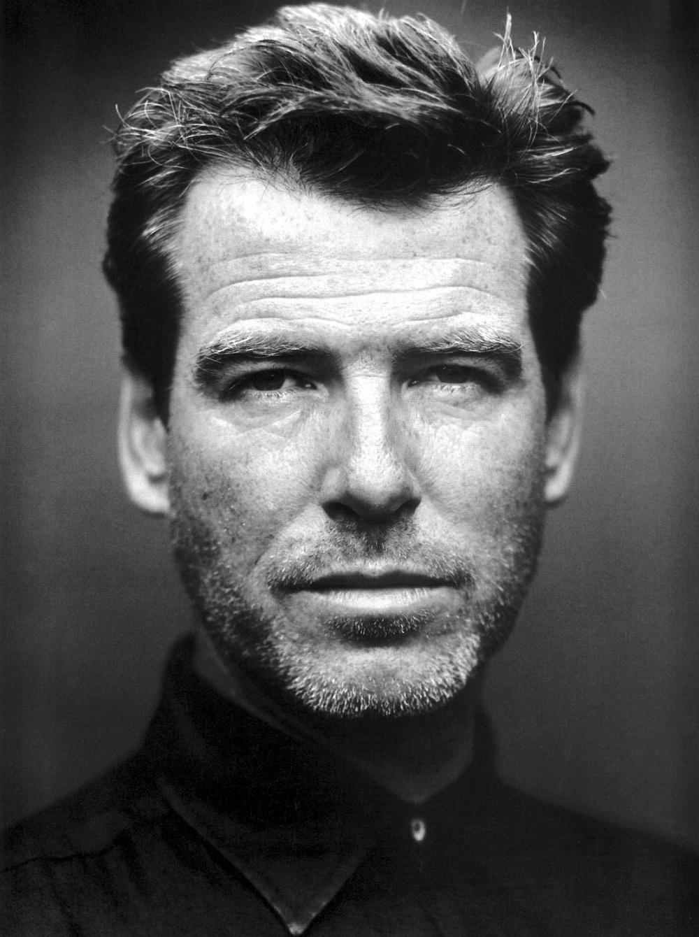 Happy birthday Pierce Brosnan! Looking studly and buff as ever at 62. Many happy returns, Mr Bond. 