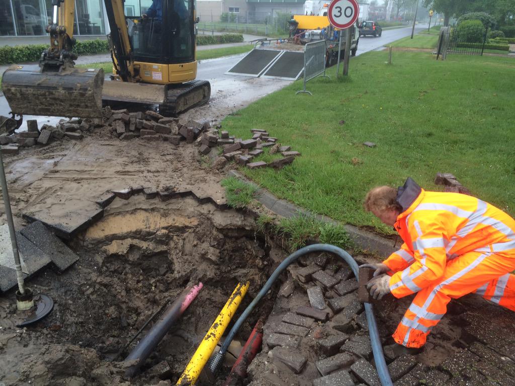 Grote scheur in toevoerleiding vandaar deel van Meppel zonder water meer info regiomeppel.nl