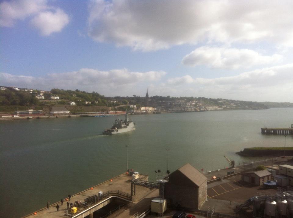 PaschalSheehy's tweet photo. LE Eithne leaves #Cork to become the first Irish Navy ship to take part in an overseas humanitarian mission @rtenews http://t.co/QC5jS0E0g6