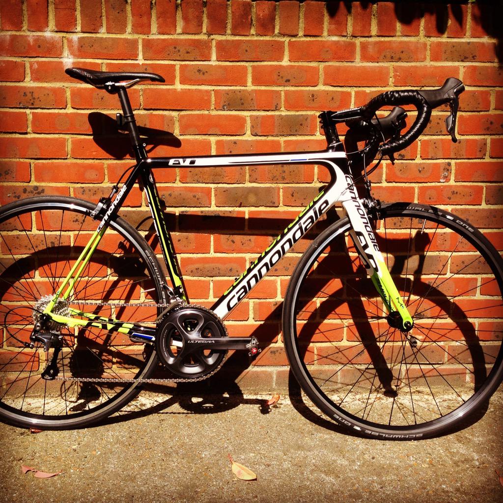 davejgellis's tweet photo. @ratracecycles. First ride... amazing bike, amazing wheels and amazing service! #davesbike #cycling #london http://t.co/2IK0joBWk4