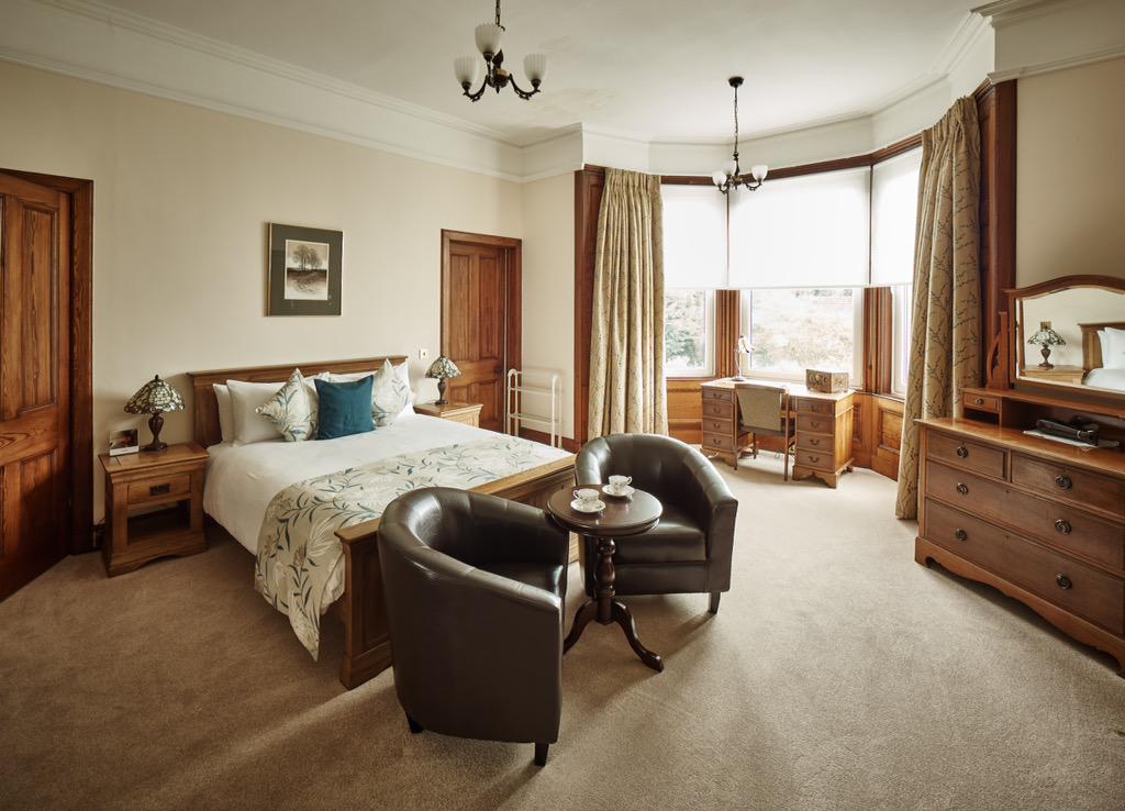 WengTaliAyer's tweet photo. Elegant, comfortable and very much a home from home, Tali Ayer is the perfect place to stay in the heart of #Nairn http://t.co/zvVHSTluF3