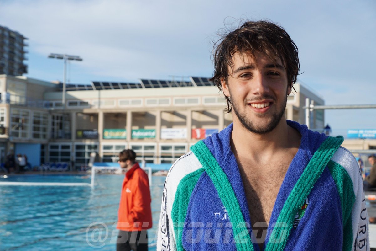 waterpolistacom's tweet photo. [ENTREVISTA] @MarcLarumbe: "Deberemos ser ambiciosos" #PlayoffsDHM http://t.co/O4GvFpm4UL Por @billyou1200 http://t.co/SUBiECXnzM