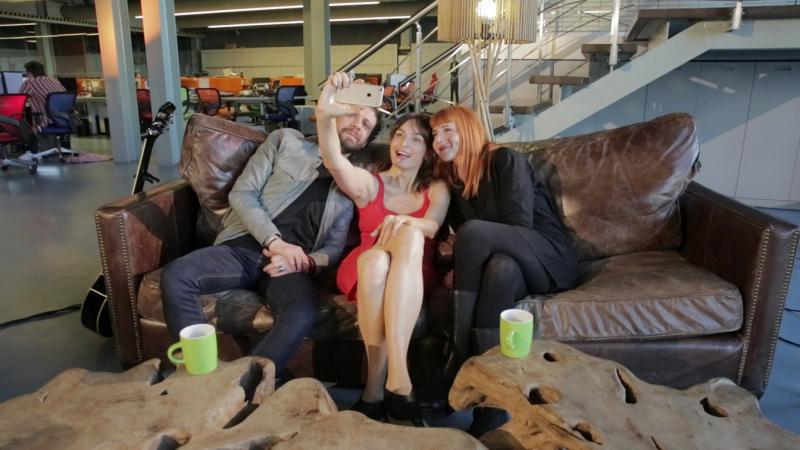 Kırmızı filmi oyuncuları Trend Topic’te. ratingkurdu.com/haber/MEDYA/Ki…