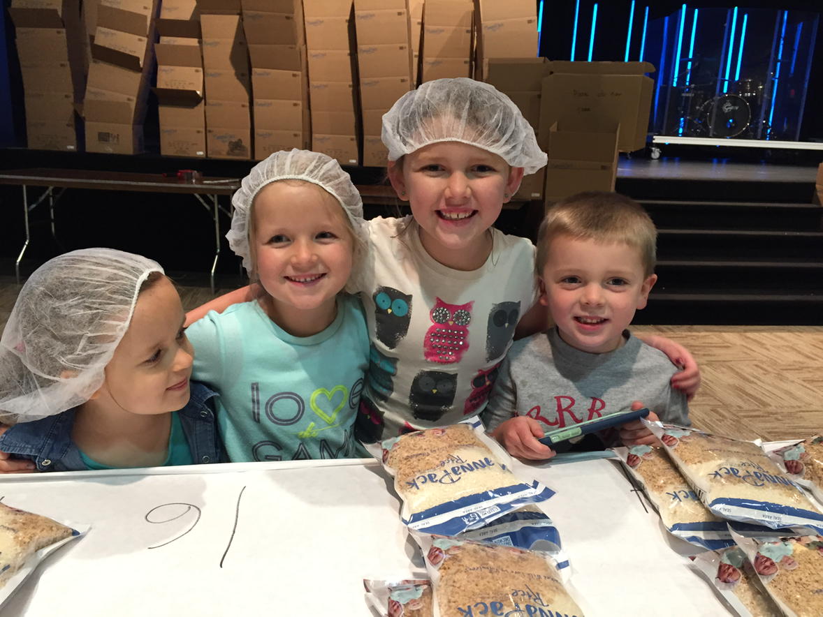 colinger23's tweet photo. Great first shift at Feed My Starving Children last night in Canton! #NewPointe #feedmystarvingchildren http://t.co/kdwxVw6onx