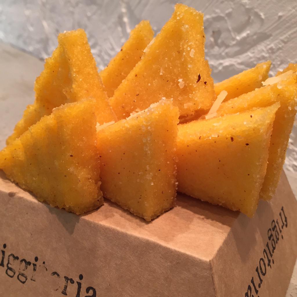 Friggitoria_'s tweet photo. Scagliozzi @Friggitoria_ neapolitan street food #friggitoria in Sydney... Cool http://t.co/QPwolDV5H7