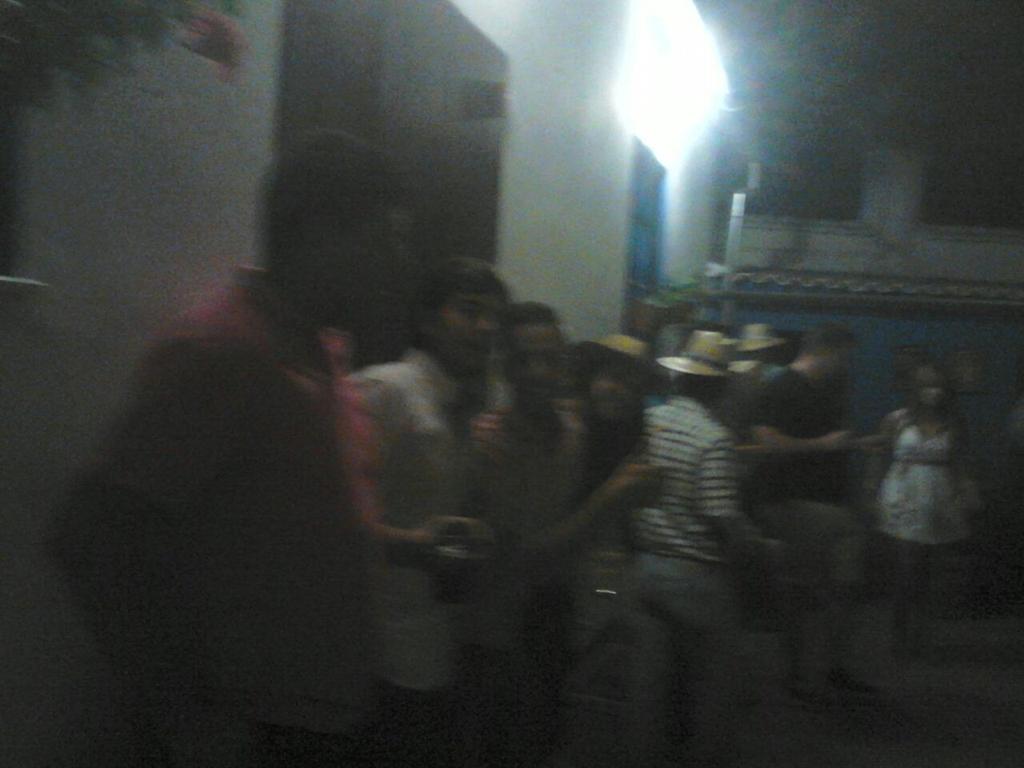 GervasioBar's tweet photo. Fiesta del sombreroooo!! http://t.co/mrHlMN67ue