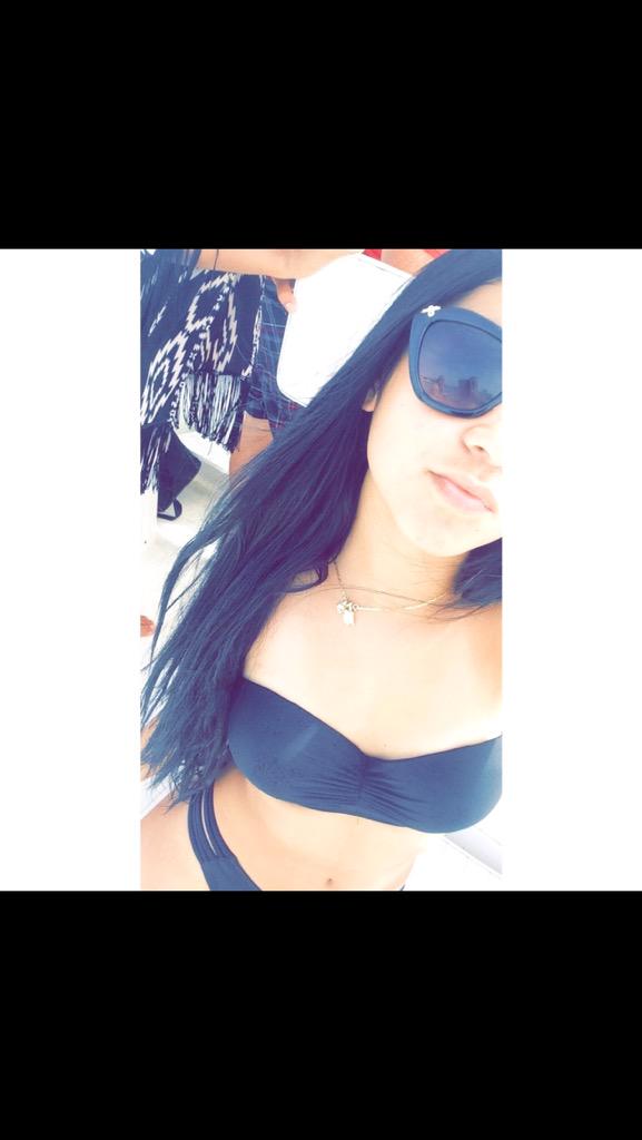 Susanarpo97's tweet photo. 😍👙 http://t.co/GPq3buPxu1