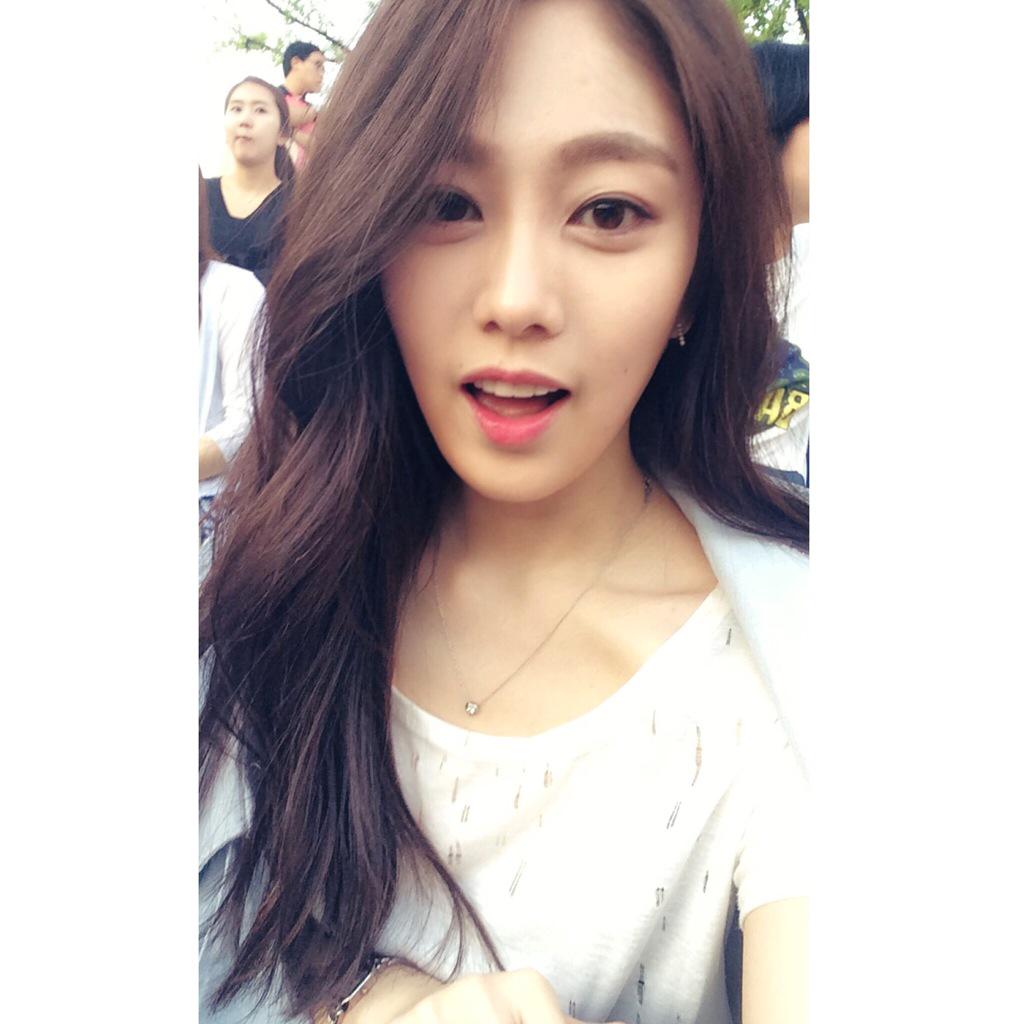 sunchuuuu's tweet photo. 룰루~ 콘서트 힐링👏 http://t.co/Yw78xgIchh
