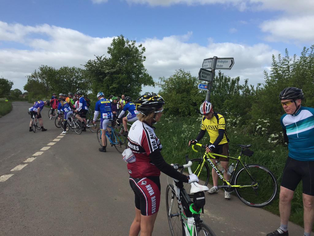 nici74UK's tweet photo. #FeedStation1 #RouteSplit @TheNovaraiders #Route66 http://t.co/O8EYx1UXib