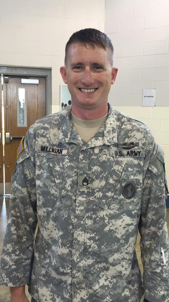 scngrecruiter's tweet photo. Congratulations to SSG Mulligan on his promotion.  #promotion #momoneymoproblems #scguard #ARMYGUARD http://t.co/e6q5VqKdFV