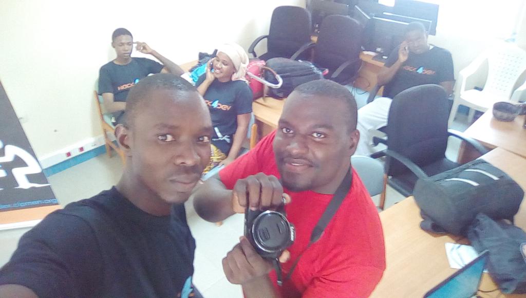 usseinAbil's tweet image. Wé have hacked 4Dev #hack4dev #h4dev_dosso #CIPMEN