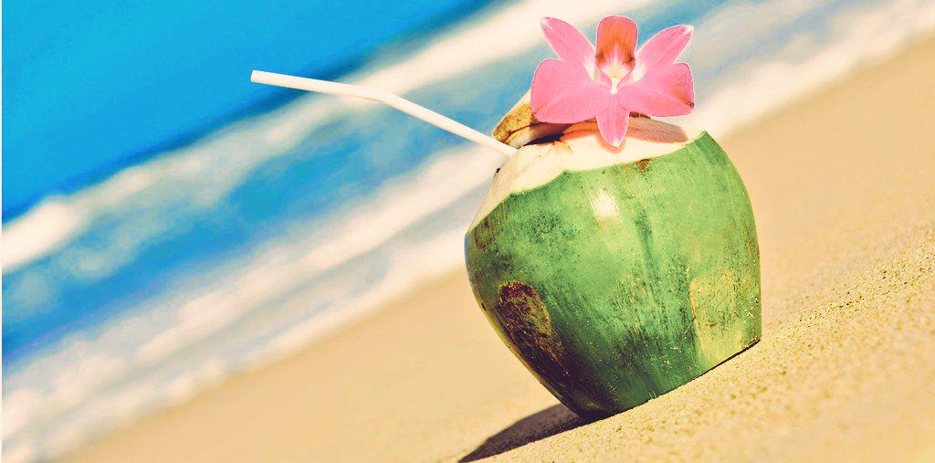 joisdiva's tweet image. #coconutwater #beach #sea #hot #sand #waves