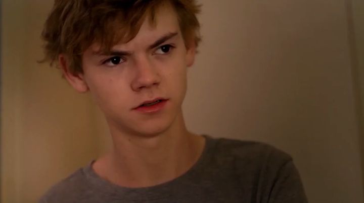   interaddict_th: Happy Birthday (25) Thomas Brodie-Sangster
(     Game of Thrones ss3-4, Death o 