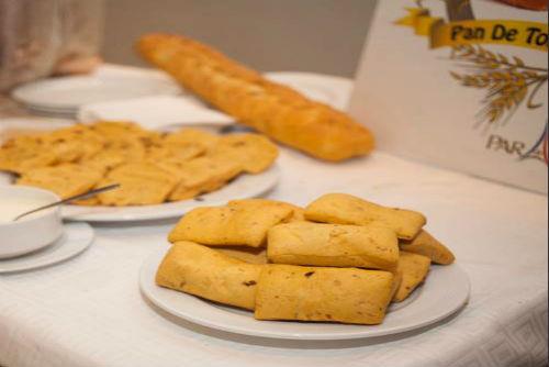 Adquiere con nosotros esta Base para la elaboración de Pan tipo Europeo #Parimix #PanDeTomate