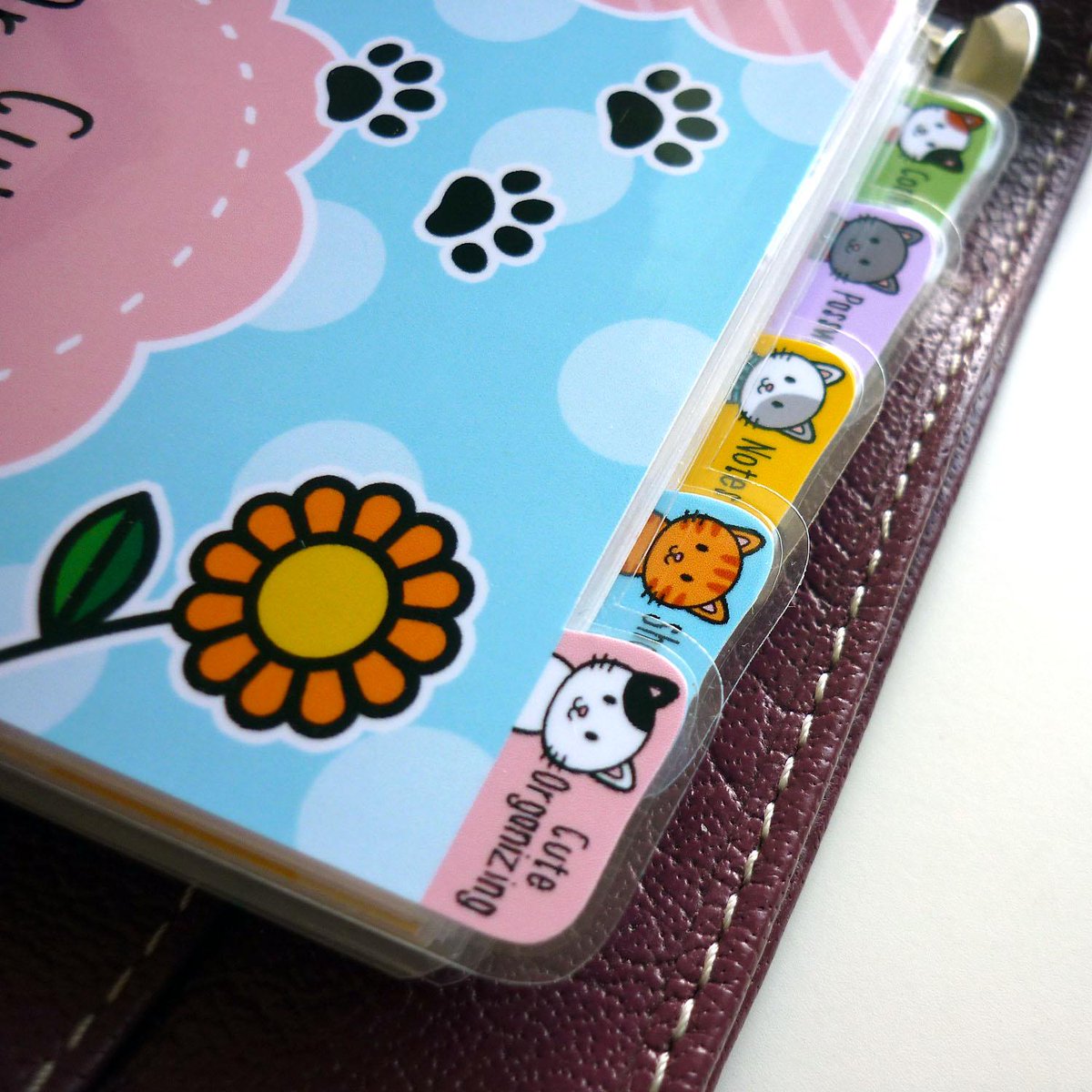 OrganizingUK's tweet photo. ファイロファクス用の新しいディバイダーを作りました。猫さんディバイダーです。https://t.co/FAgqqGSFvL　#手帳　#文房具 http://t.co/Kp9vWz38yU