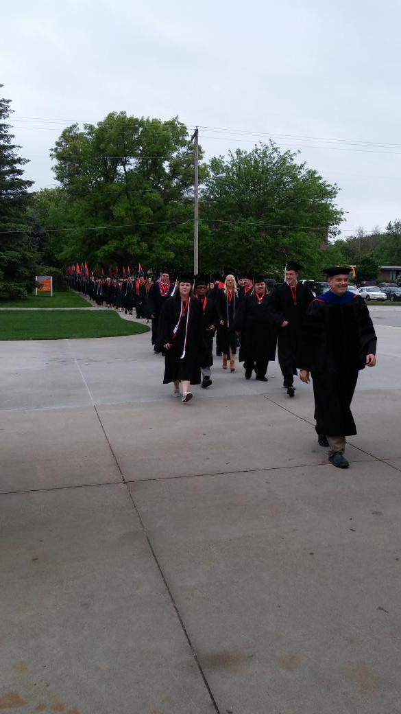 MidlandUJason's tweet photo. Big, big day on Midland's campus kicking off with Baccalaureate. #MidlandProud http://t.co/YNK6gBzMQS
