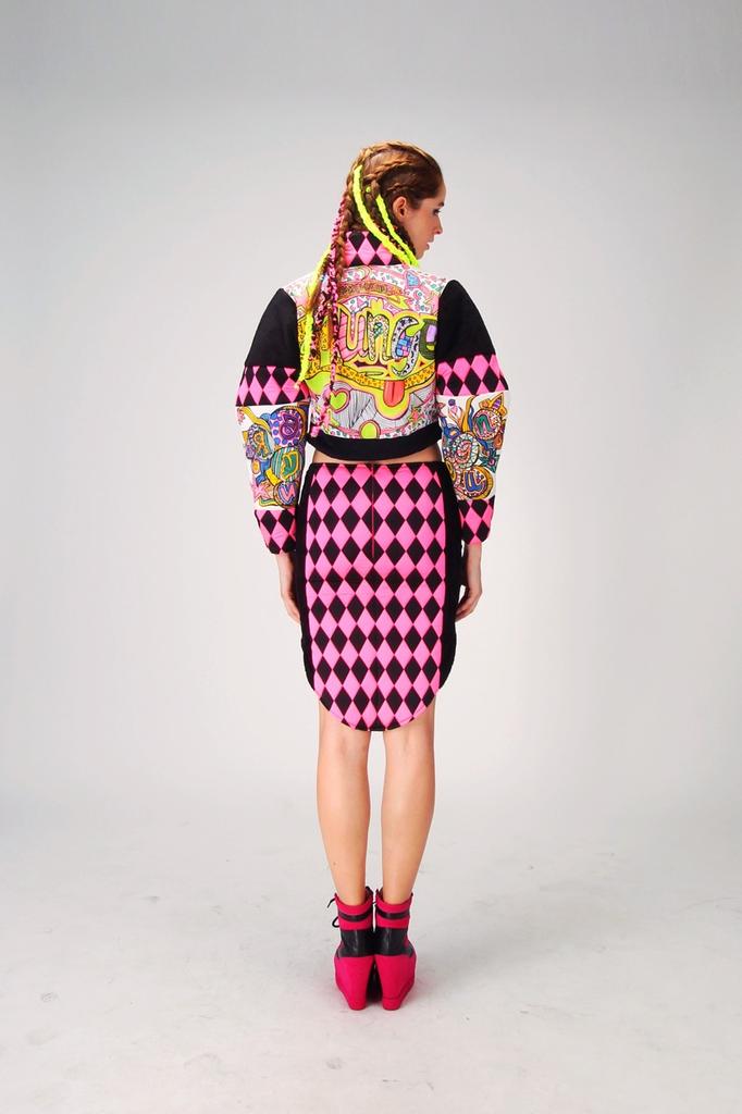 qurnila harmas tweet media