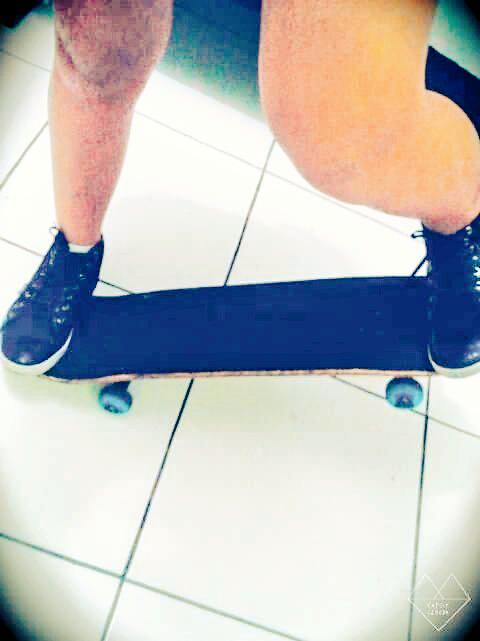 MariaVi57770580's tweet photo. Meu amiguinho novo hehe,  vou estrea-lo bjbjbj 💖 http://t.co/Iv9YHCP9MZ