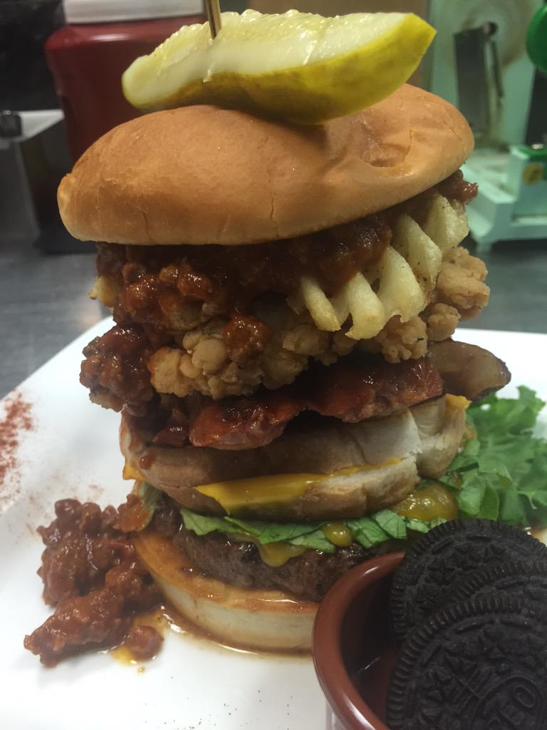 ExecChefKeller's tweet photo. "The American Anarchist" Americas all time favorite foods all in one #culinaryanarchy http://t.co/oLrJEUog1h